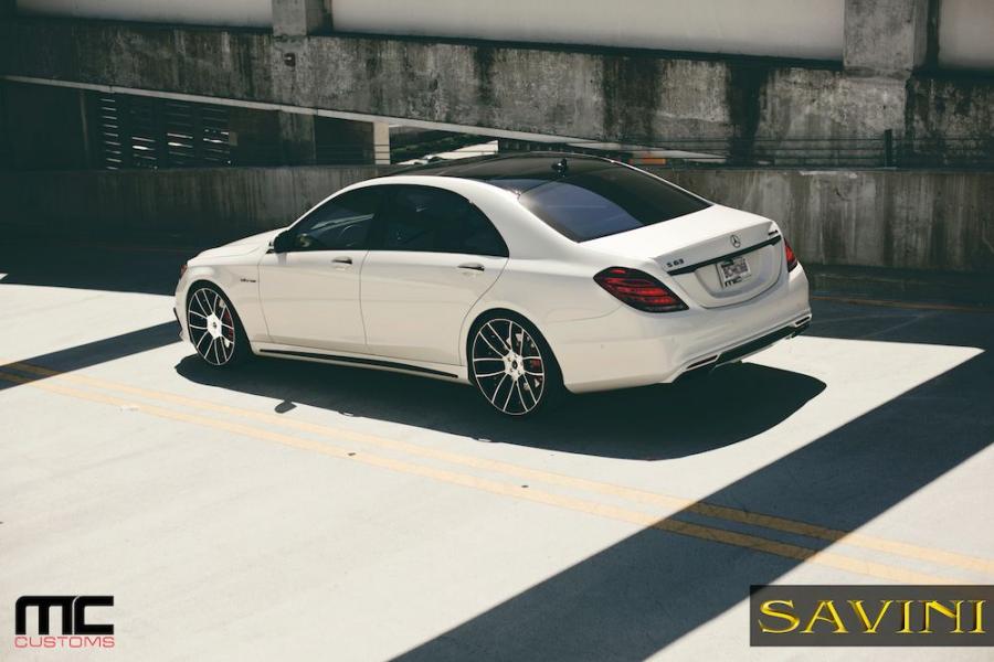  Mercedes-Benz S63 AMG with Savini Wheels 2014 года  (фото 4 из 10)